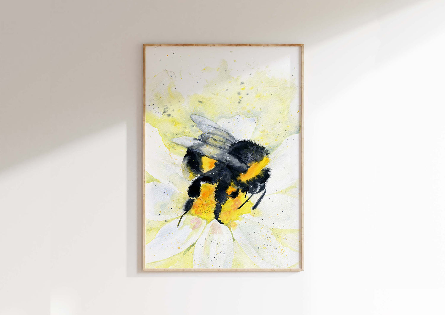 Close-up watercolour of a bumble bee on a white daisy with soft green background.