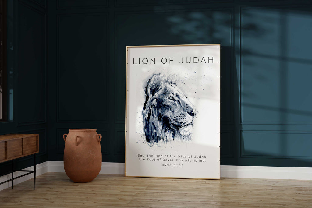 Triumphant Lion Portrait Bible Verse Print for Home Decor, Elegant Lion of Judah Watercolor Art with Scriptural Inspiration